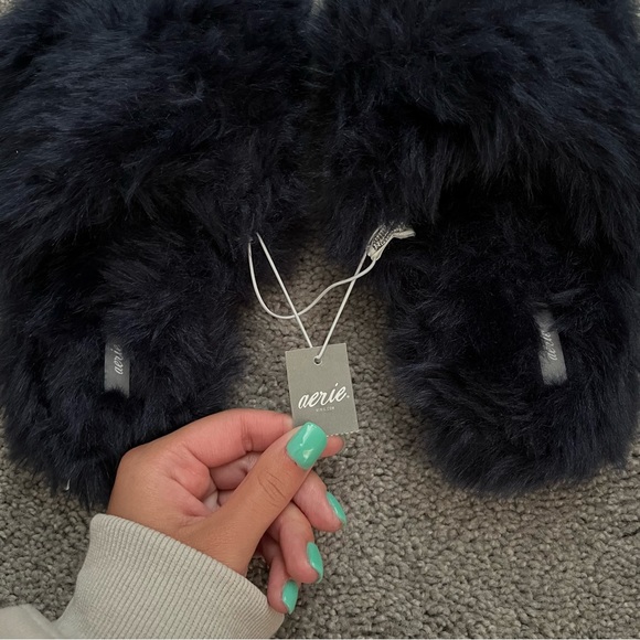 Aerie Navy Blue Crossover Slippers - Picture 2 of 4